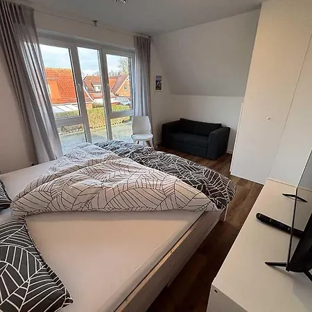 Carolinensieler Kuestenhaeuschen E Carolinensiel